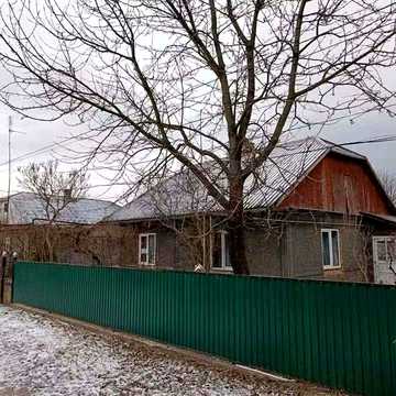 Терміново Продаеться будинок з огородом