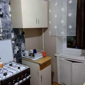 Продам невелику 1-но кімн кв , проспект Л.Лук'яненка