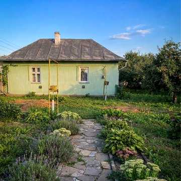 Продаж  житлового будинку з земельною ділянкою 10сот