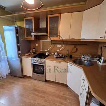 Продаж 1 кімн. квартири за адресою Шовкуненка 5