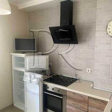 Продаж 1 кімн. квартири за адресою Урловская 38
