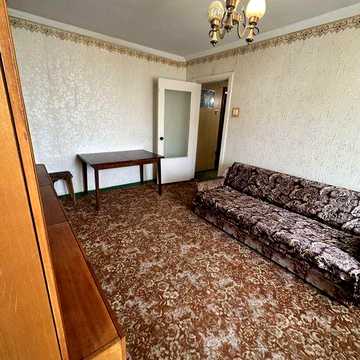 Продам двокімнатну квартиру.Власник.