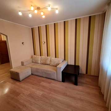 Олександра Мишуги вул., 3