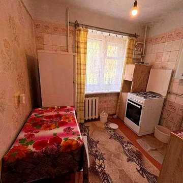 Продаж 2 кімнатної квартири Поділ . Цегла №21743