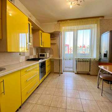 Продам 2к квартиру на вул.Зодчих 4374