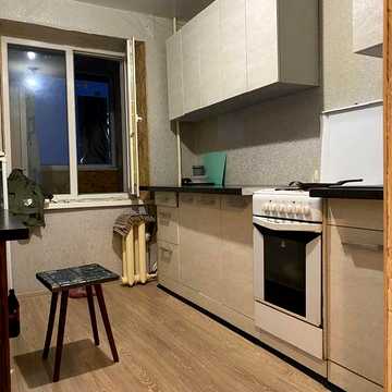 Продам 1-комнатную 9/15 кирпичный дом левый берег