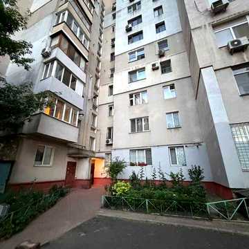 Продаж 3-кімнатної квартири на  Черемушках|  Ремонт