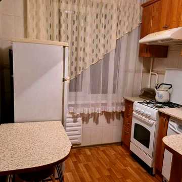 Продам 3 кімн. квартиру на Молодіжному. 3/5 пан. 40000