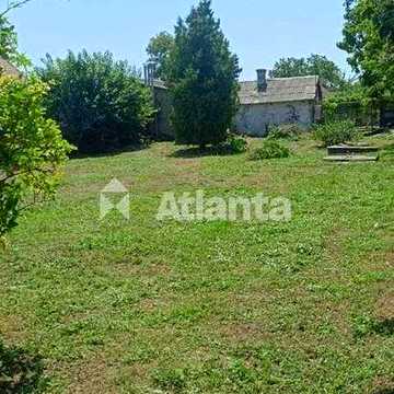 Продам Дом в Александровке. Большой участок. Место для Авто