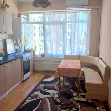 Продам 2х комнатную квартиру в Лузановке ЖК Лазурный