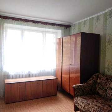 СРОЧНО! Продам 1-комнатную квартиру-студию по доступной цене, хороший район, средний этаж, под ремонт