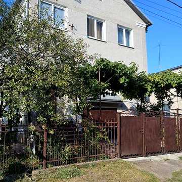 Будинок продаж с. Біла, вул. Надії.  4 кімнати, ділянка 6 соток