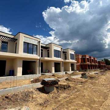 * Таунхаус 200 м2, 2 поверхи у КМ "Sofia Village" по вул. Медова, 21