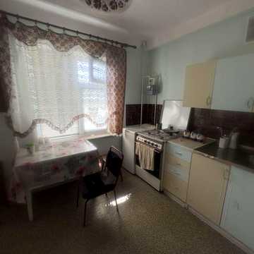Сдаётся 1-ком студия, р-н перекрестка