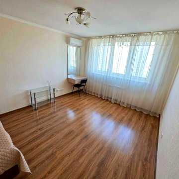 1 к. квартира, Днепровская набережная, 26 Б, м. Осокорки 3 мин. ЖК Южные Врата