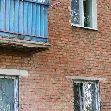 Продам квартиру двух комнатная в центре смычки