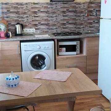 продам  квартиру 1комн на Железнодорожной   ост. Университетская