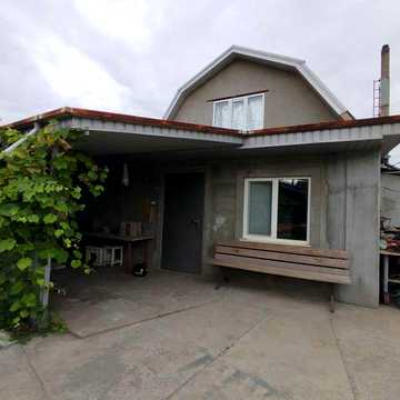 Продам. Будинок 90 м.кв.. 9 соток. Підгородне, вул. Залізнична