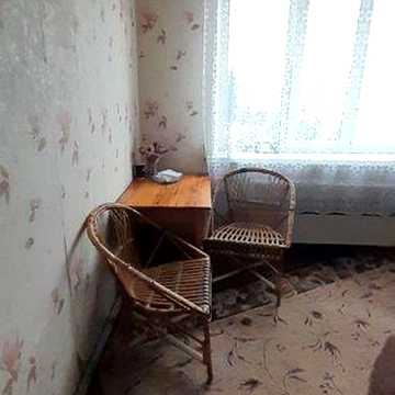 Світла 1-кімнатна квартира на Єськова