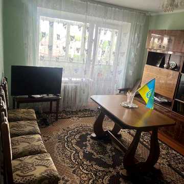 Продам трьохкімнатну квартиру