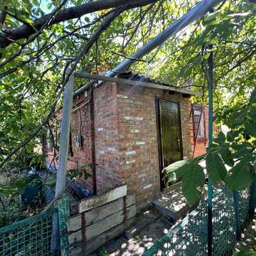 Будинок на скалі 25 сотих землі