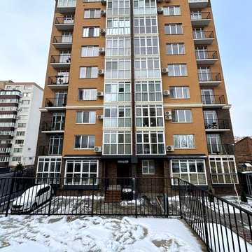 Продаж елітної новобудови 131 метр з видом на центр міста паркову зону ЖК Сердюка 17