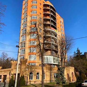 Продам 2—кімнатну квартиру в парковій зоні біля Дніпра