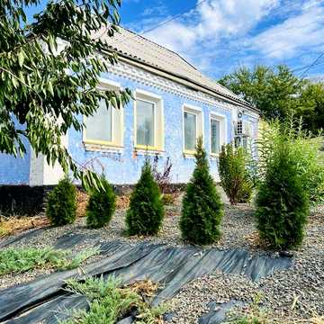 Продається будинок та бізнес СТО в місті Городище Черкаська обл.