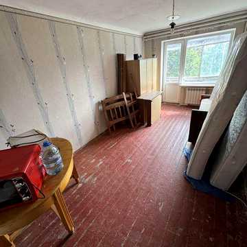 Продам однокімнатну квартиру по Груні Романової