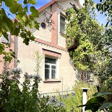 Продається будинок з великой земельною ділянкою в с. Зазімʼя, Броварський р-он, Київська обл.