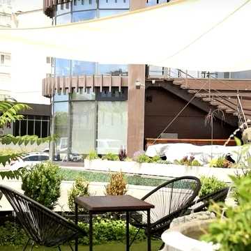 Продам 2-кімнатну квартиру на Преображенській