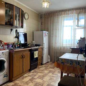 Продаж великої 1к квартири поліпшеного планування.