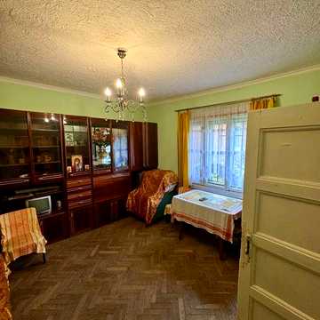 Продається 2-кімнатна квартира 38.4 м²
