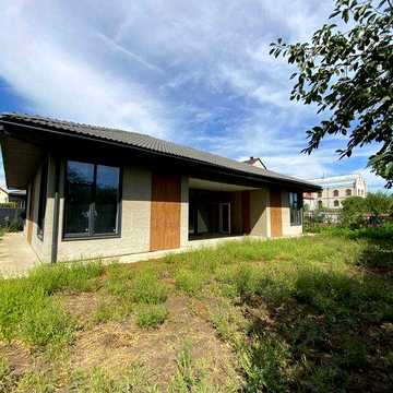 Продаж одноповерхового будинку в Авангарді біля Ленпосілку, 140 м², 4 спальні, 5,3 сотки, розстрочка