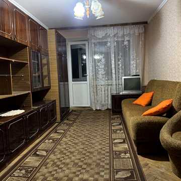 ПРОЧИТАЙТЕ! В оренду 1к.кв.в Бучі,центр,вул.Нове Шосе. Повністю облаштована,гарний косметичний стан.Беруть з тваринами,та дітьми.Вільна! Прибрана!