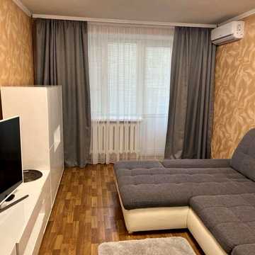 Алмазний 1 кімнатна квартира