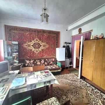 Продаж гарної  2к кв. із автономним опаленням