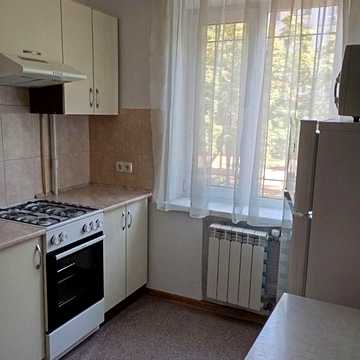 Оренда 1 кім Червоної калини 12 в