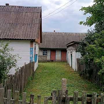Будинок з документами