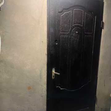 сдам свою двухкомнатная квартиру в частном доме район пляжа Золотой берег