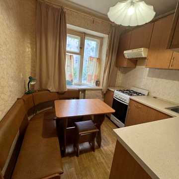 Продается 2 комн квартира