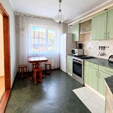 Продам будинок 150 м² із ділянкою 10 соток, Ромни, Процівка