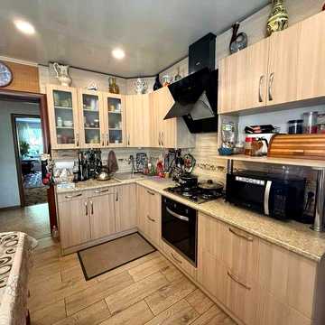 Продам дом 230 кв м со своим берегом озера, 3 км от Фрунзенского