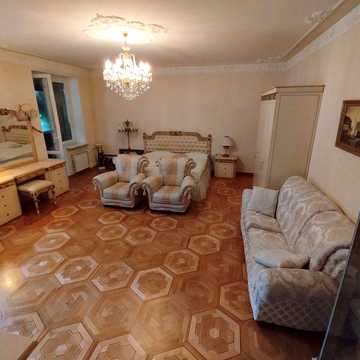 БЕЗ Комиссии,3-х ,Уманская 47, бомбоубежище,в парадном,45000 грн