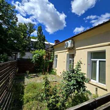 Продаж 1 кімнатна  квартира  Центр вулиця Адміральська