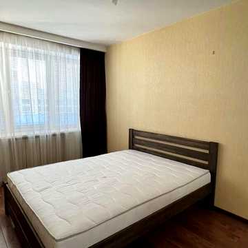 Довгострокова оренда 2к Квартира Січеславська Набережна вулиця