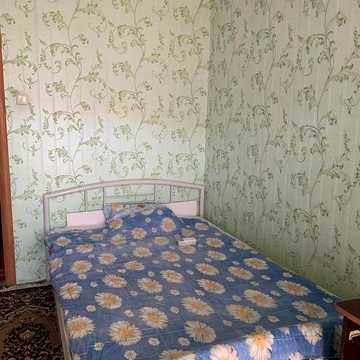 Таврик  Атб рядом . Торг