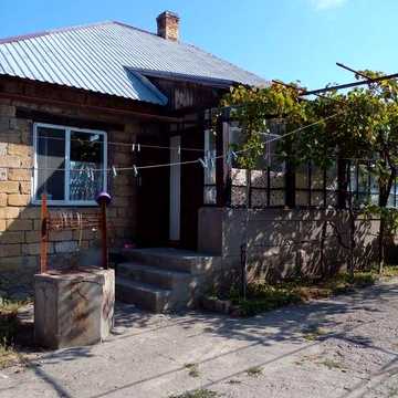 Продам дом район Тира