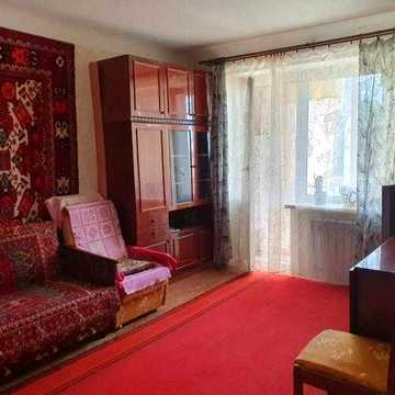 Продам 1 ком.кв. на ХТЗ.