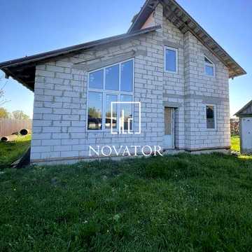 Продаж будиноку у с. Білогородка, вул. Бурштинова   Велика ділянка 49 соток Одноповерховий будинок 61, 7 м² та новобудова 167, 2 м²